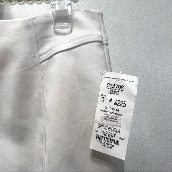 ETCETERA Solid White Pencil Skirt Eyelet Mock Tie Lace Up Detail Size 0 … - Picture 8 of 11